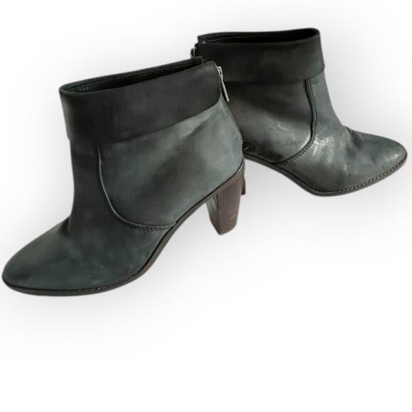 Lucky Brand  Women's Nycott Leather Booties  Sz 7.5 New with tags - Picture 1 of 4